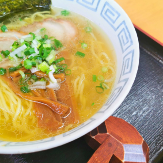 沖縄県伊是名村飲食店ラーメン　麺龍